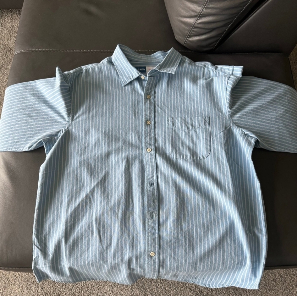 Old Navy Men’s Casual Blue Long-Sleeve Button Up Shirt Size XL